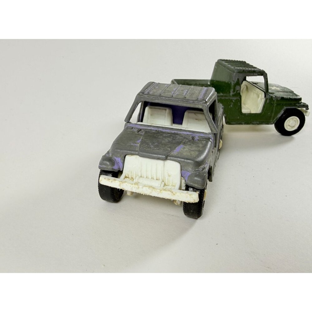 Vintage Tootsietoy Diecast Jeep Army Green & Gray 1960s Collector Models